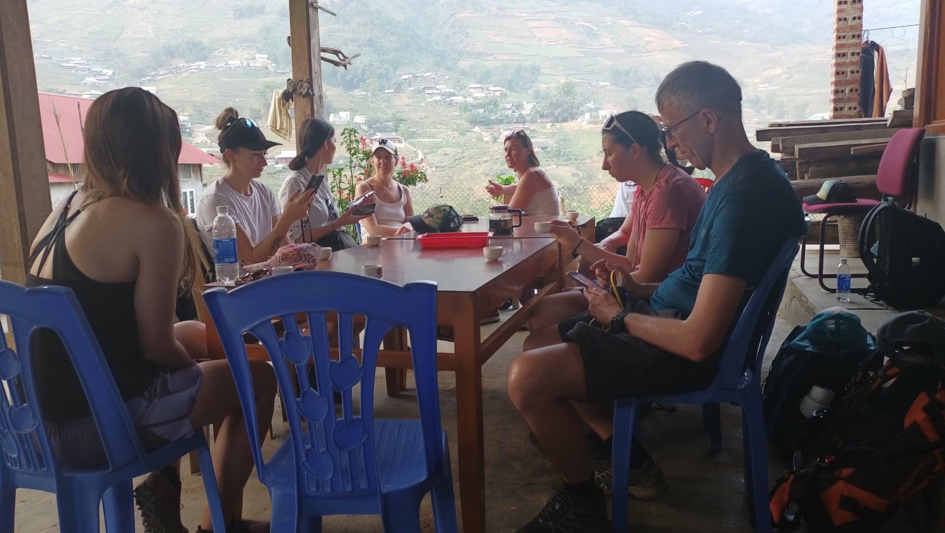 Tour Du Lịch Sapa – Bản Lao Chải Tả Van, đi bộ, Ngủ bản 2 Ngày 1 Đêm
