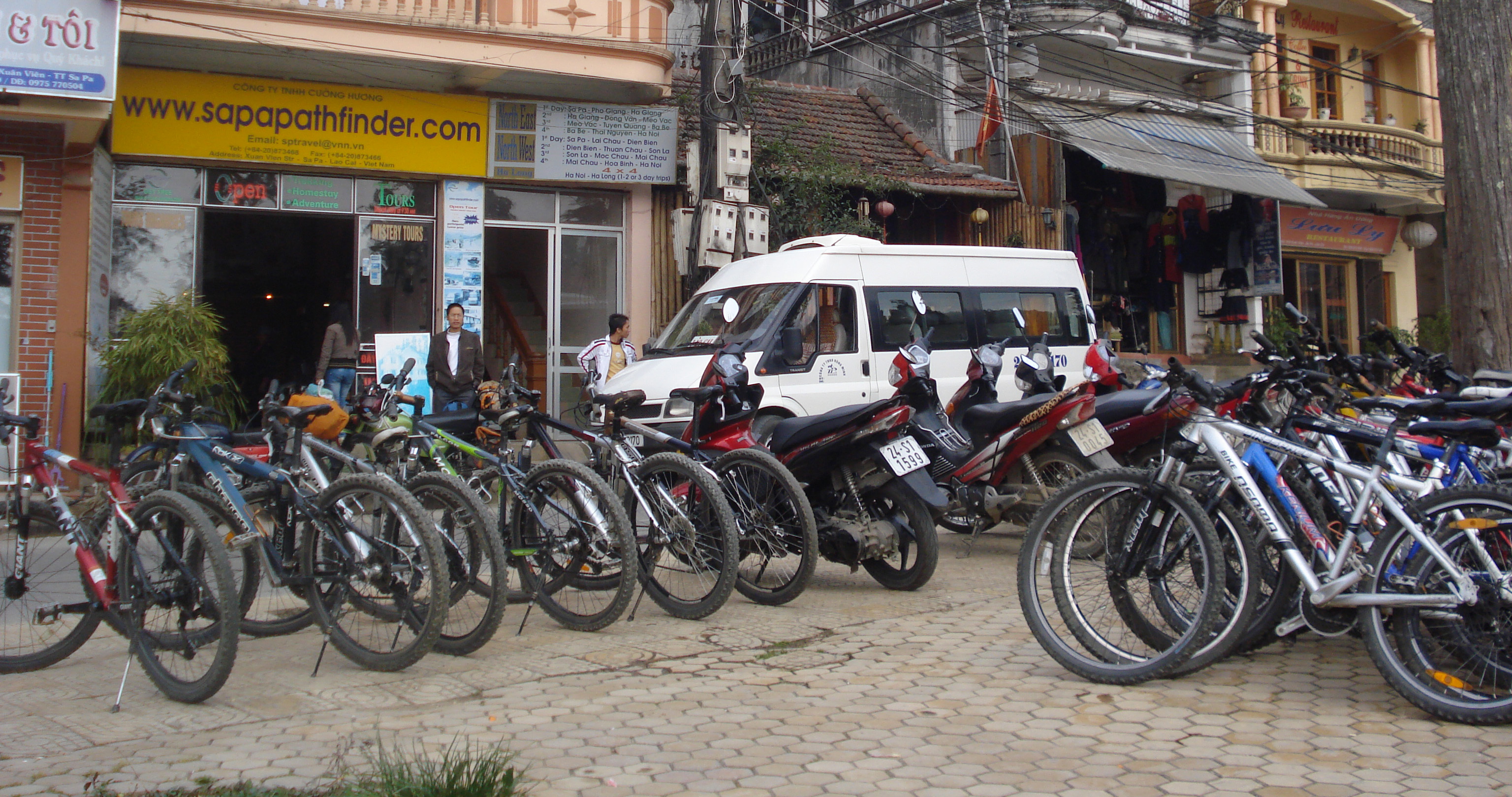 Tour xe đạp vùng Tây Bắc: Sapa - Thân Thuộc - Than Uyên - Lào cai  – 3 ngày 2 đêm